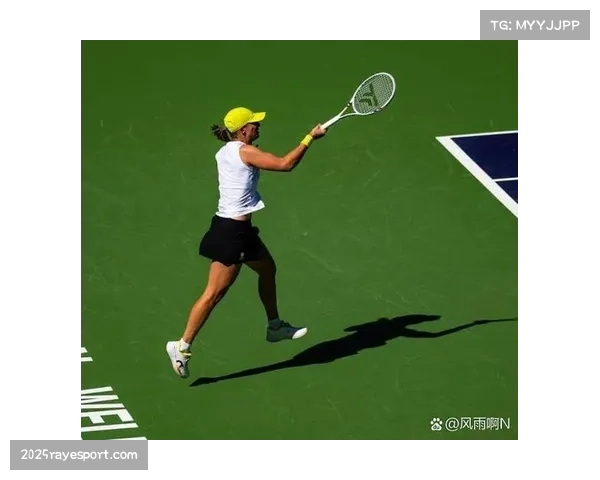 赛场花絮：印第安维尔斯赛遇短时沙尘天气，比赛中断半小时